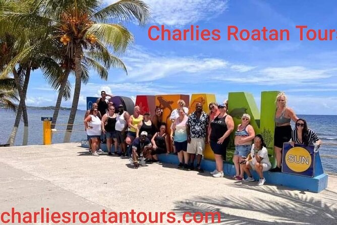 Daniel Johnson,Iguana Farm & Island Tour - Exploring Roatans Cultural Attractions