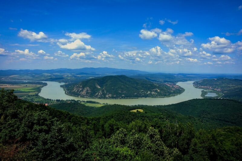 Danube Bend: Full-Day Hiking Tour From Budapest - Hiking Experience Details