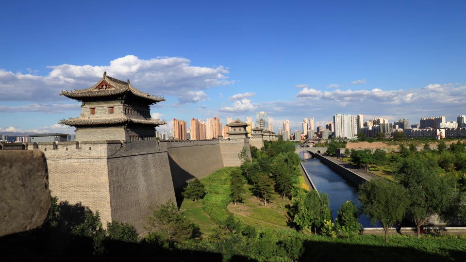 Datong: Private 2-Day Guided City Highlights Tour - Day 1 Exploration