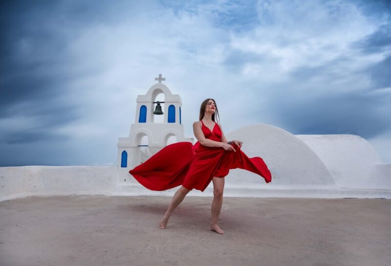 Day: Santorini Professional Photoshoot With Edited Photos - Photographer Expertise