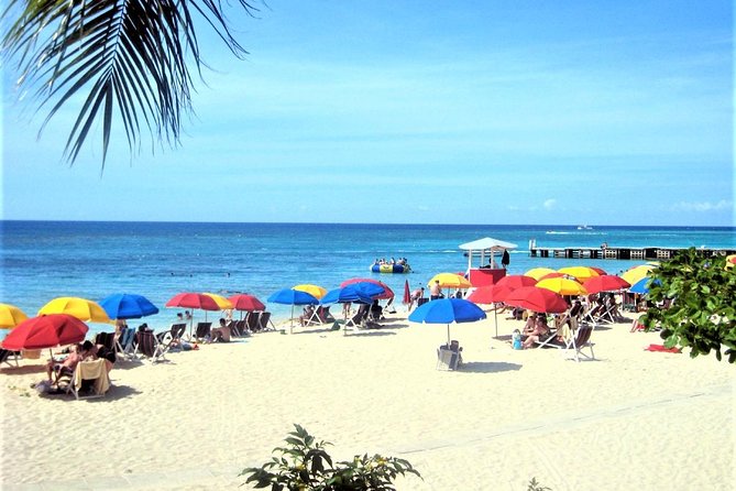 Day Trip to Doctors Cave Beach, Margaritaville and Hip-Strip Shopping From Falmouth - Shopping in Downtown Montego Bay