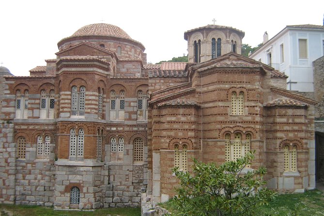 Delphi Full Day Tour - Transportation Details