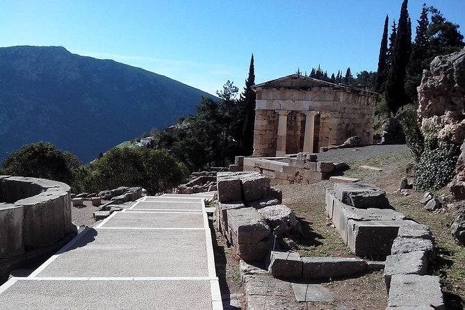 Delphi Meteora and Thermopylae 2-Day Private Tour - Customization and Flexibility