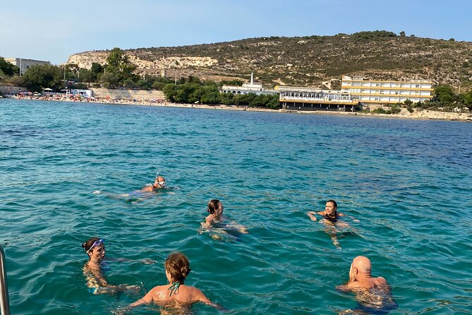Devils Saddle Tour: 3 Snorkeling Stops/Soft Drinks/Actioncam - Accessibility and Restrictions