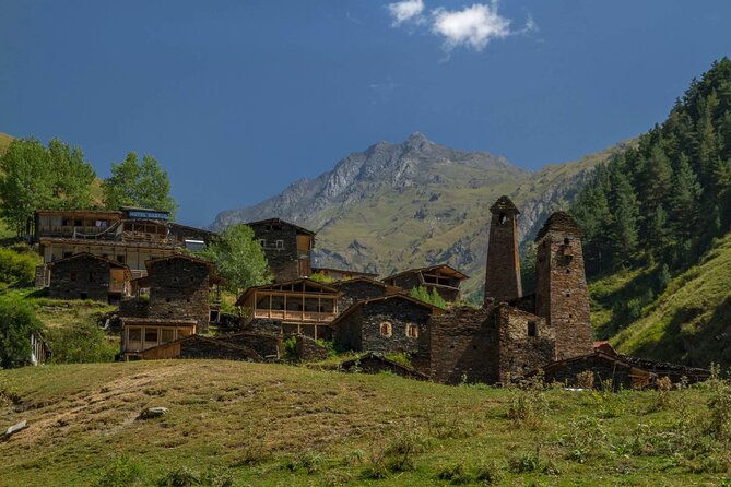 Discover the Highland Majesty: 4-Day Tusheti Trekking Escape - Accommodations and Amenities