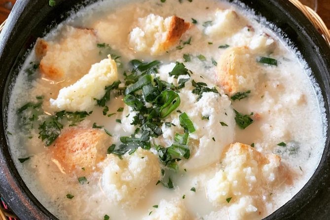 Discovering Colombian Breakfast Culture - Meeting and Pickup