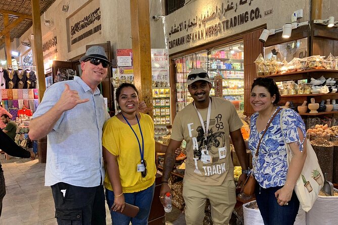 Dubais Favourite Food & Historic Walking Tour - Inclusions and What to Expect