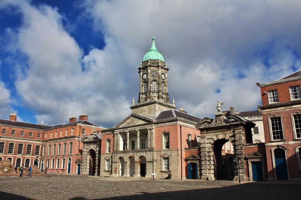 Dublin: Private Exclusive History Tour With a Local Expert. - Key Landmarks to Visit