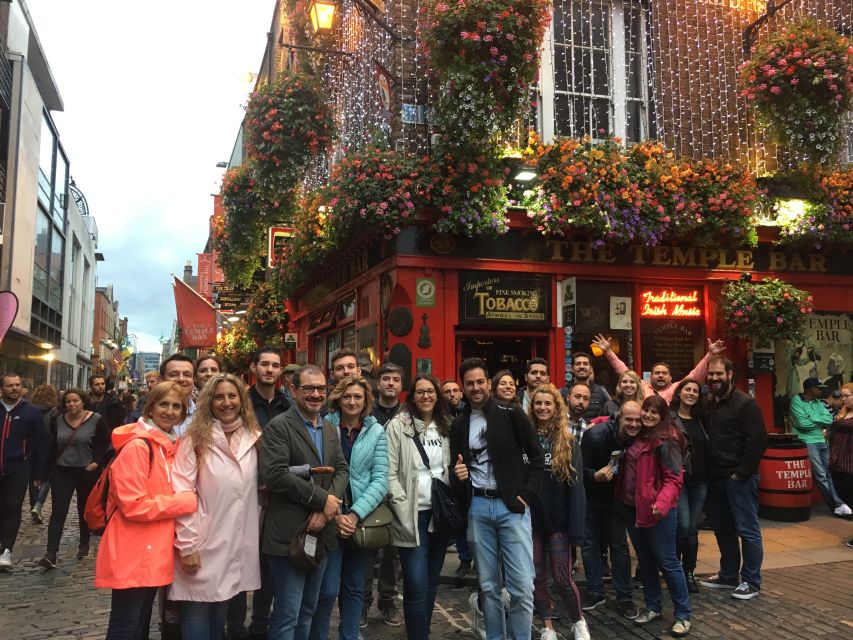 Dublin: Private Tour of City Monuments in Spanish - Key Attractions