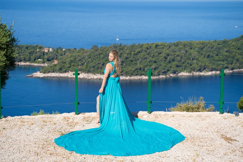 Dubrovnik: Private Flying-dress Photoshoot - Photography and Deliverables