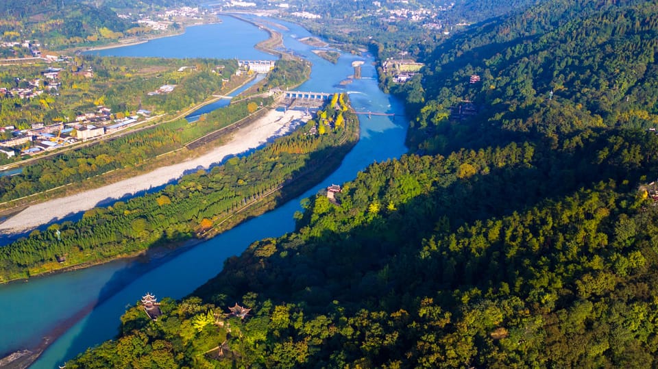 Dujiangyan: Irrigation System & Qingcheng Mountain Day Tour - Inclusions and Exclusions