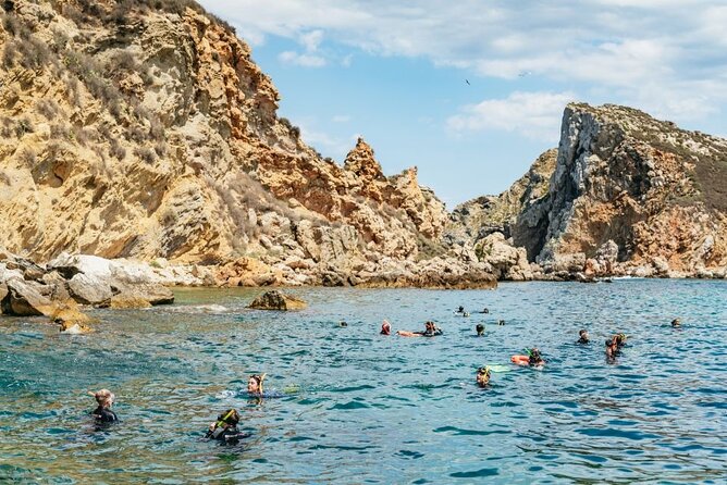 Eco-snorkeling in the Medes Islands - Eco-Friendly Practices on the Tour