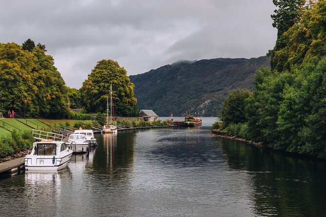 Edinburgh: 3-Day Wild Skye & Loch Ness Hunter Tour With Hostel - Exploring Glencoe Valley