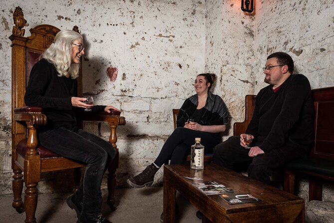 Evolution of Gin and Underground Gin Tasting in Edinburgh - Exploring Edinburghs History