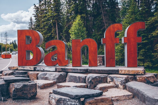 Explore Banff's Wonders: Lake Louise, Johnston Canyon, and Beyond - Meeting Points and Accessibility