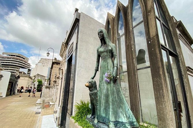 Explore Buenos Aires Highlights on a Walking Tour - Explore the Citys Attractions
