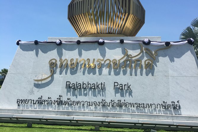 Explore Hua Hin and Surroundings With Private Guide for Half Day - Tour Logistics