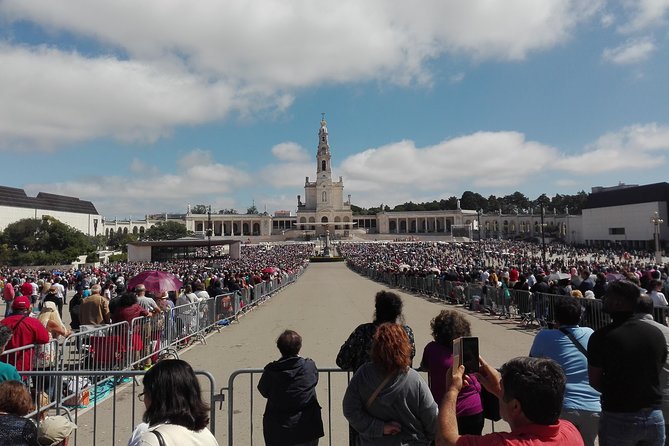 Fátima Sanctuary and Pastorinhos Village, Half-Day From Coimbra - Traveler Reviews and Feedback