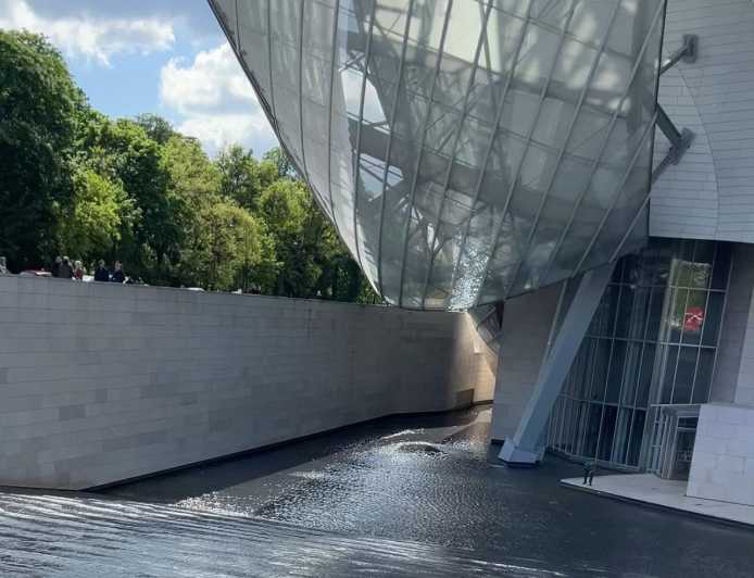 Fondation Louis Vuitton: Ticket Entry & 3h Private Tour - Tour Experience and Highlights