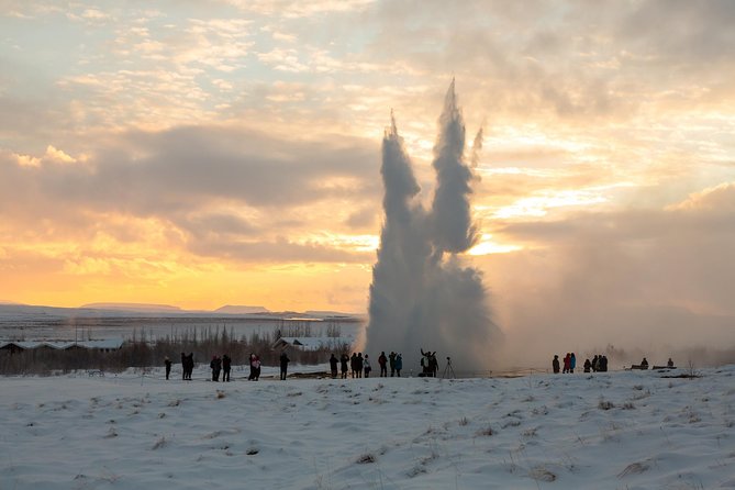 Fontana Geothermal Spa and Golden Circle Tour From Reykjavik - What to Expect
