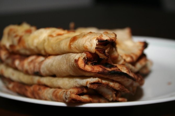 Food Tour in The Pearl Qatar Island - Guest Ratings and Reviews