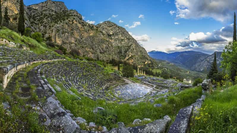 From Athens: 3-Day Tour to Olympia, Delphi and Meteora - Day 2: Discovering Delphi