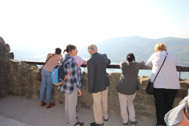 From Budapest: Danube Bend & Szentendre Tour With Lunch - Experience and Scenery