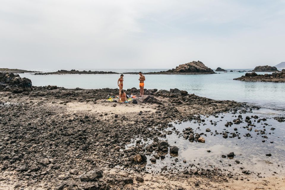 From Corralejo: Round-Trip Ferry Transfer to Lobos Island - Pickup Information