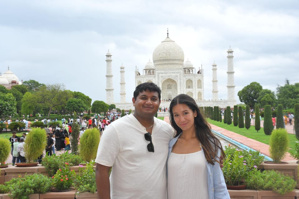 From Delhi: Taj Mahal, Agra Fort, Fatehpur Sikri 2-Days Tour - Day 1 Visits