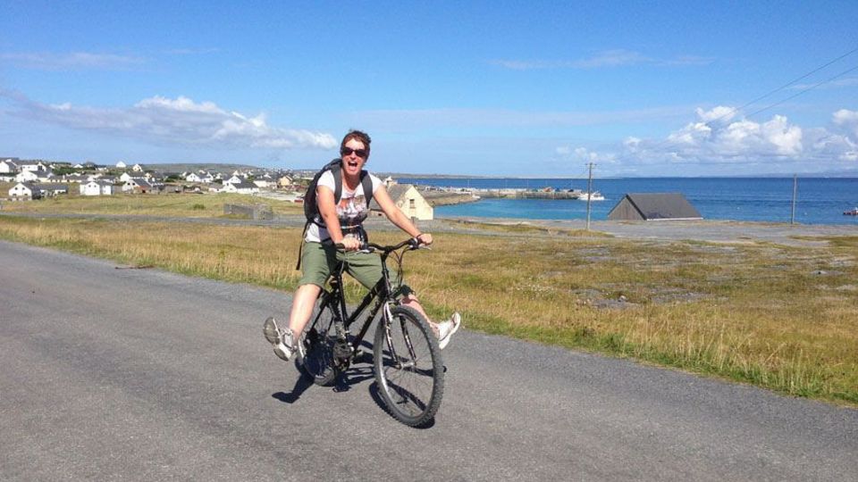 From Doolin: Day Trip to Inisheer With Bike or Bus Tour - Transportation and Meeting Point