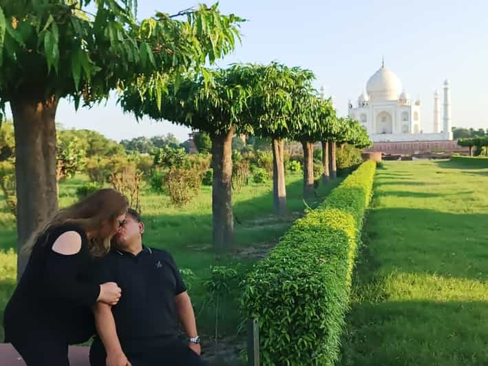 From Jaipur: 2 Day Taj Mahal Overnight Tour By Car - Day 1 Highlights