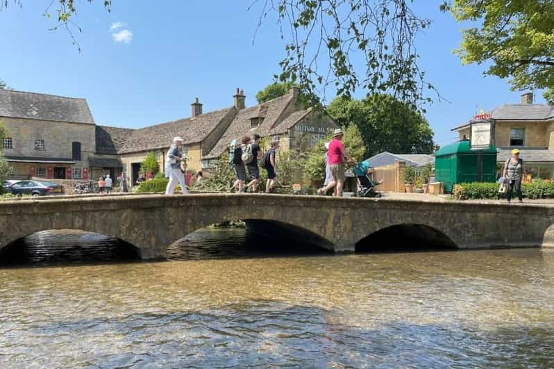 From London: Bath and the Cotswolds Full-day Tour - Visiting the Roman Baths