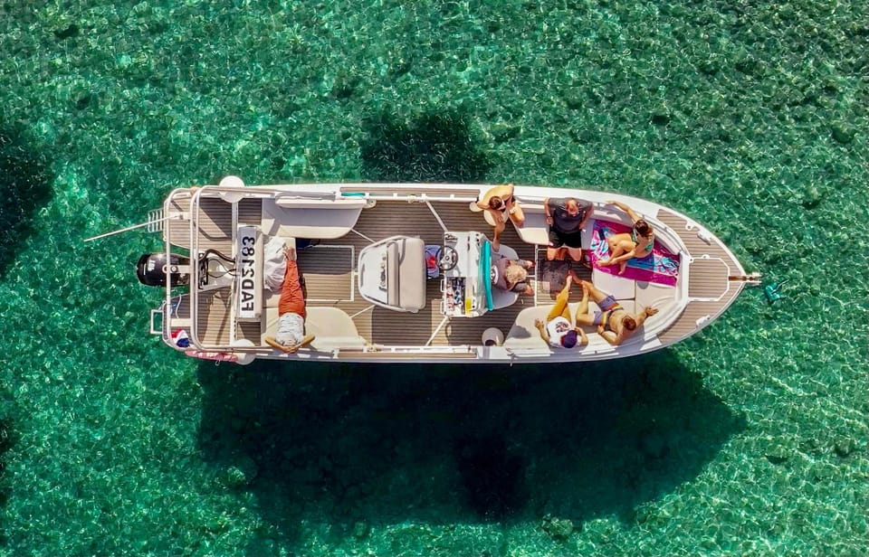 From Marseille: Iconic Calanques Boat Tour With Snorkeling - Inclusions and Equipment