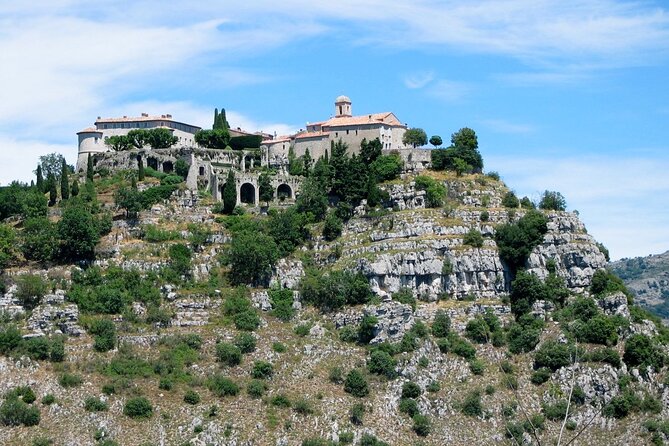 From Nice 1/2 Day Tour Gourdon, St-Paul , Tourrettes & Grasse - Perfume Factory Visit
