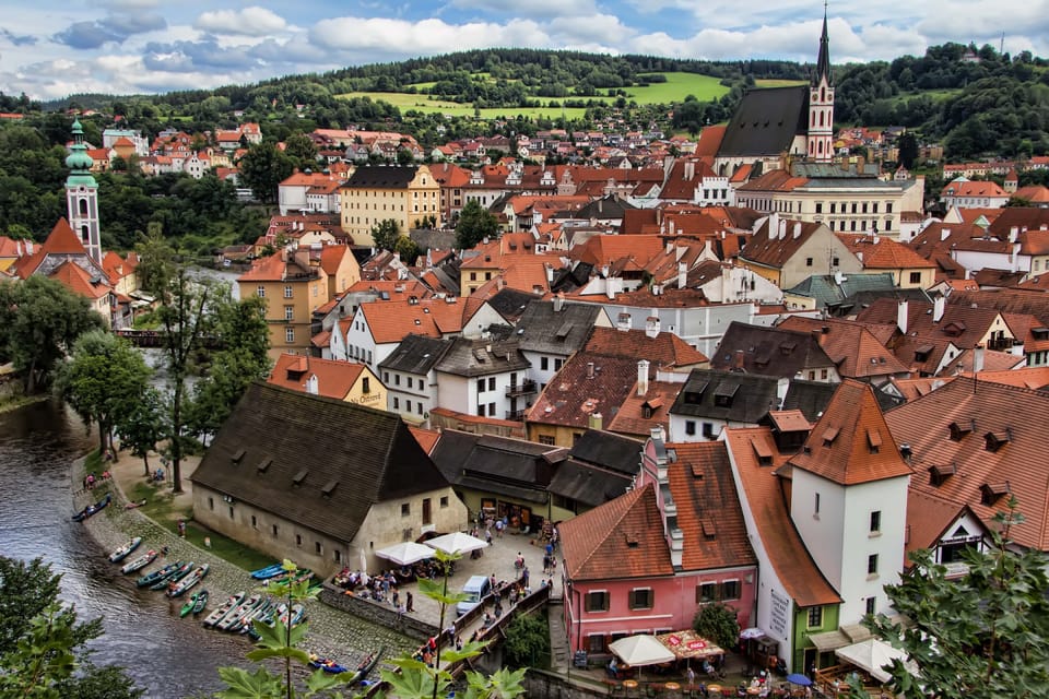 From Prague: Český Krumlov Full-Day Guided Tour - Meeting Point