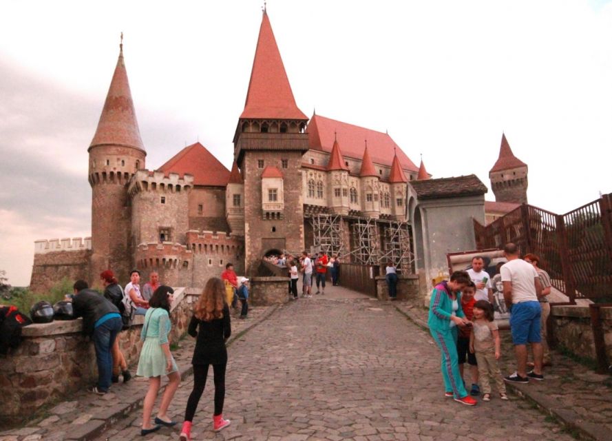 From Sibiu: Corvins Castle Hunedoara and Alba Iulia Tour - Attractions of the Tour