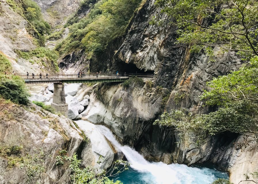 From Taipei: Taroko Gorge Private Tour - Included Services