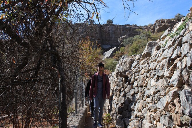 Full-Day Guided Tour to Jebel Akhdar - Exploring Jebel Akhdar
