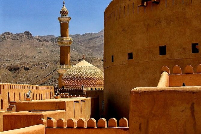 Full Day Private Tour to Nizwa and Jebel Shams From Muscat - Health and Accessibility Considerations