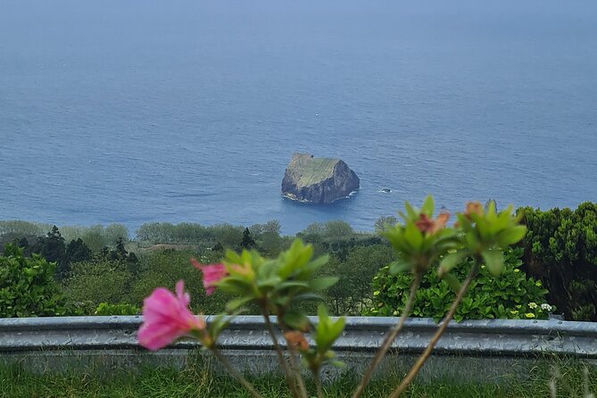 Full Day Private Tour West & East in São Miguel Island - Personalized Experience