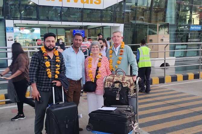 Full Day Sightseeing Tour In Udaipur By Car - Itinerary Highlights