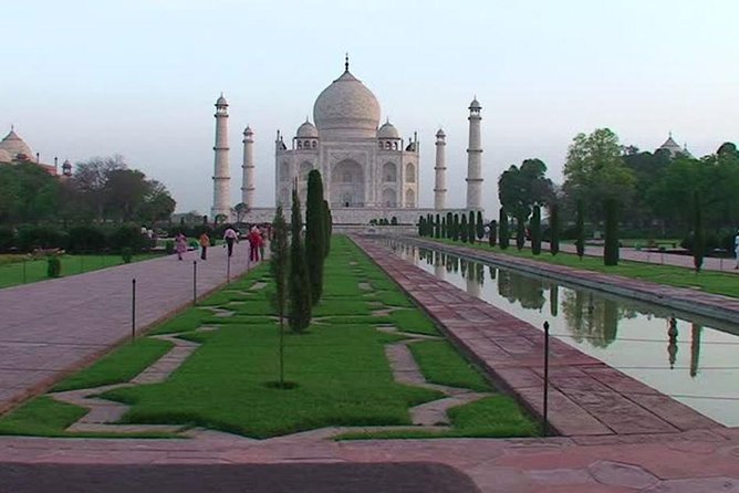 Full Day Taj Mahal Tour by Gatimaan Express Train - Reviews and Ratings