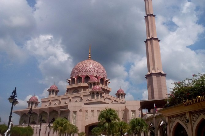 Garden City of Putrajaya, Pink Mosque, Lake Boat Joyride(Guided) - Highlights of the Tour