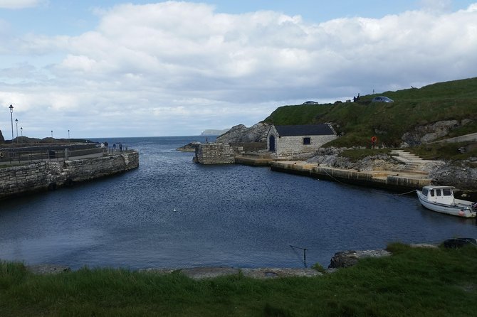 Giants Causeway and Glens of Antrim Day Trip - Savor the Bushmills Whiskey