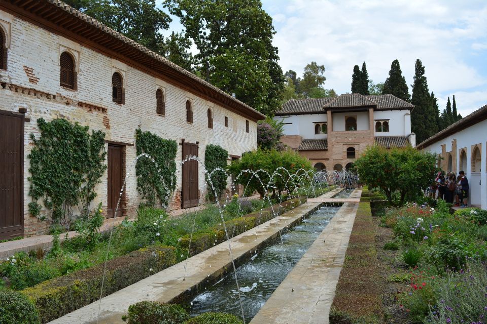 Granada: Alhambra and Generalife Gardens Guided Tour - Included Tickets