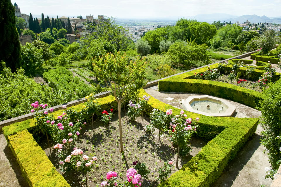 Granada: Alhambra Gardens and Generalife Ticket - Visitor Recommendations