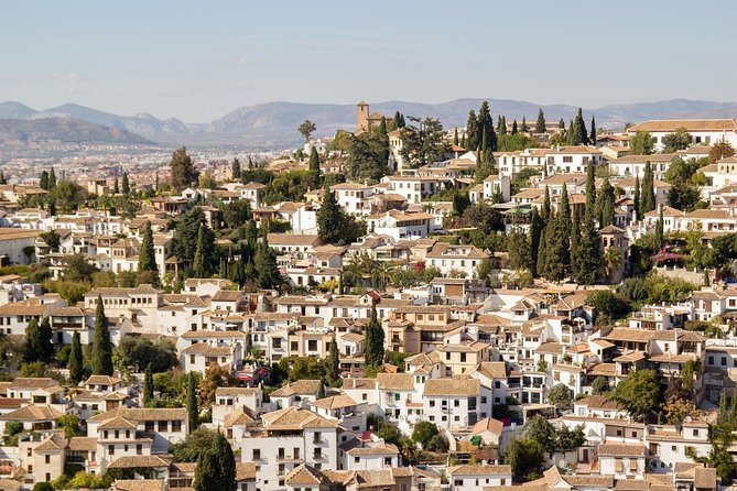Granada Tour With Alhambra Skip the Line & Pickup From Malaga - Historic Neighborhoods