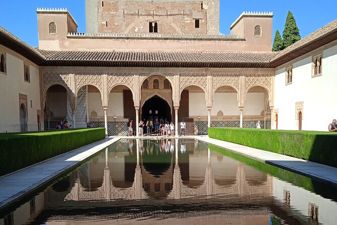 Granada, Visit Alhambra With Nasrid Palaces, Gardens and Alcazaba - Alhambras Main Attractions