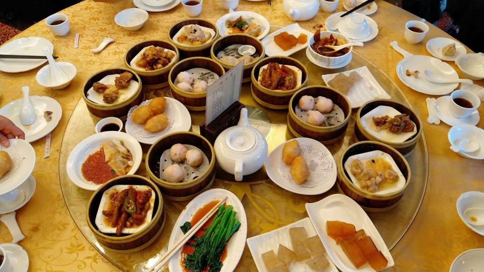 Guangzhou: Foodie Tour With a Guide - Savoring Cantonese Delights