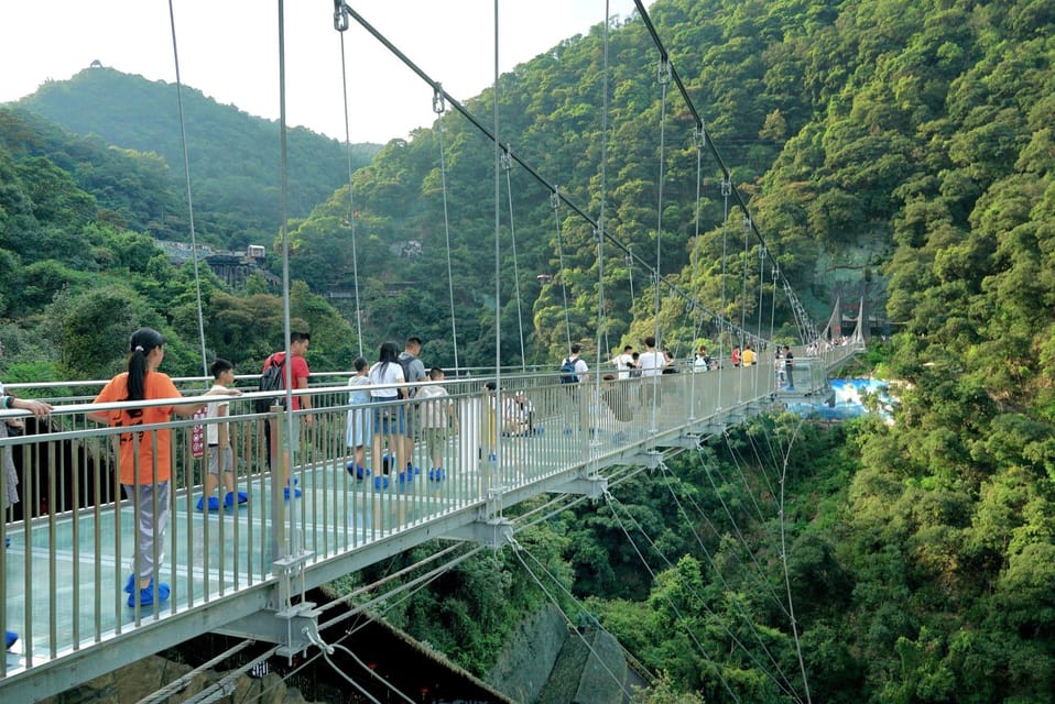 Guangzhou: Gulong Gorge Glass Bridge Skywalk Private Tour - Tour Experience